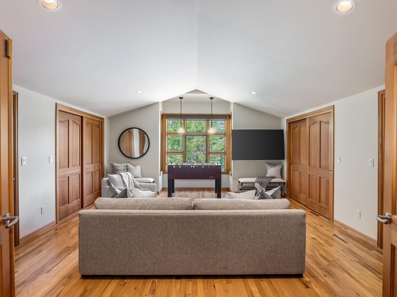 225 Eagle Crest Road