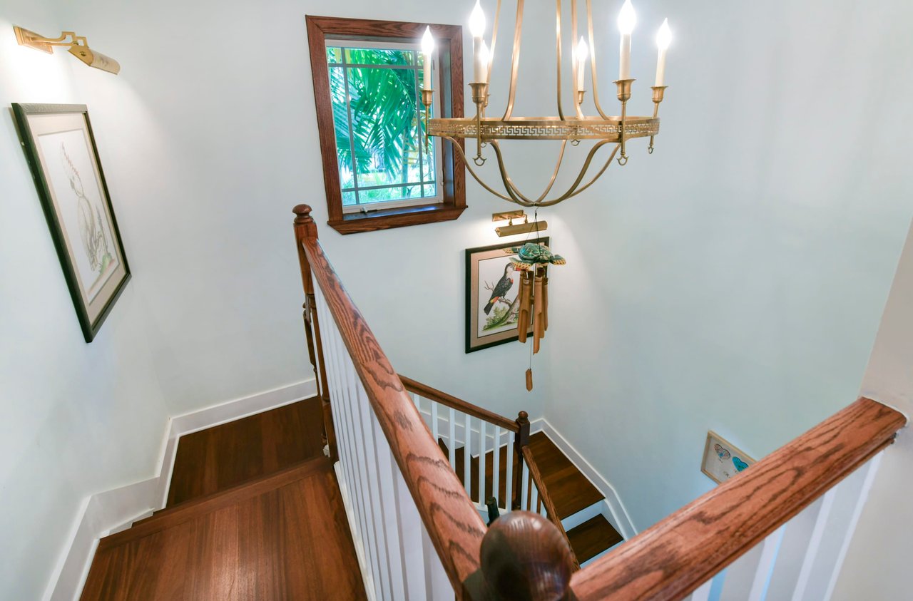233 Gulfview Drive