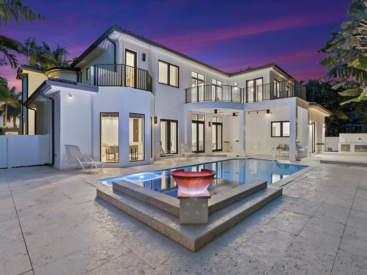 70 Camden Dr, Bal Harbour