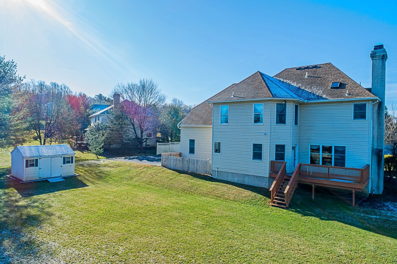 5256 Rosewood Drive