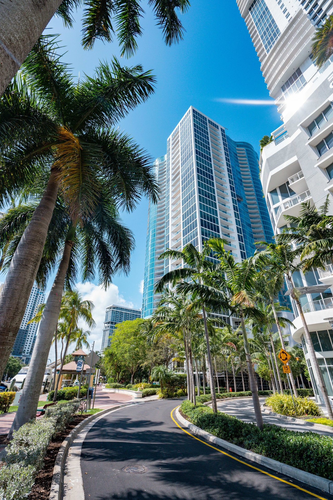 Las Olas River House