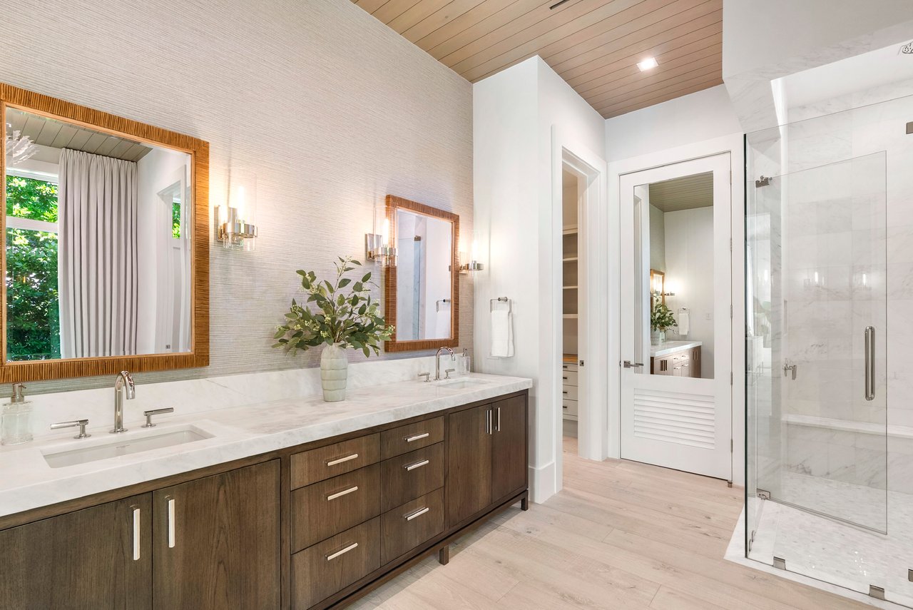 Designer Furnished Waterfront Retreat