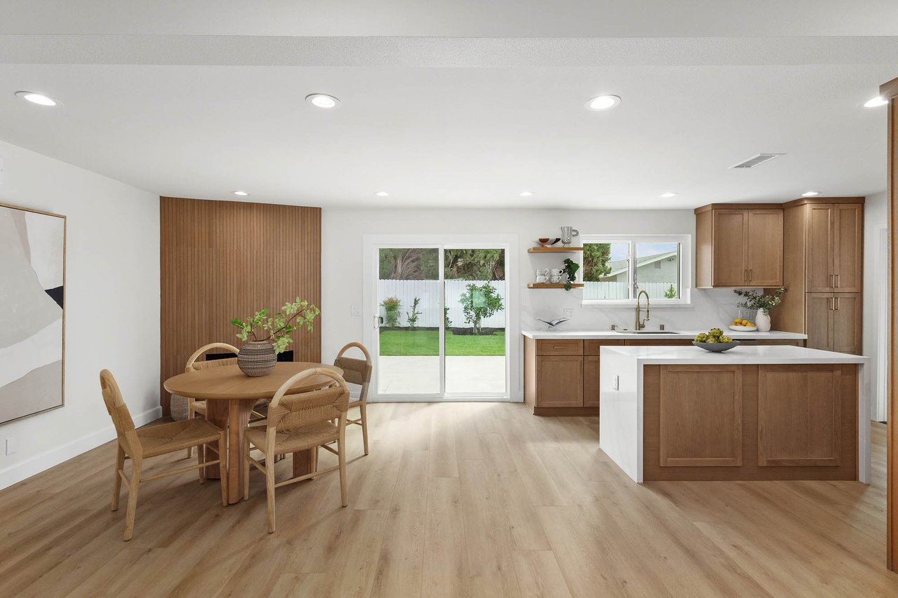 1412 E Quincy Avenue