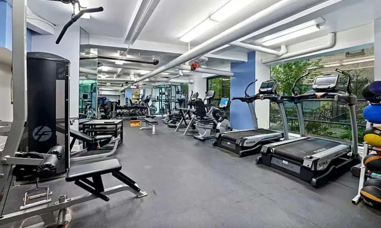 230 Riverside Drive, Unit 4A