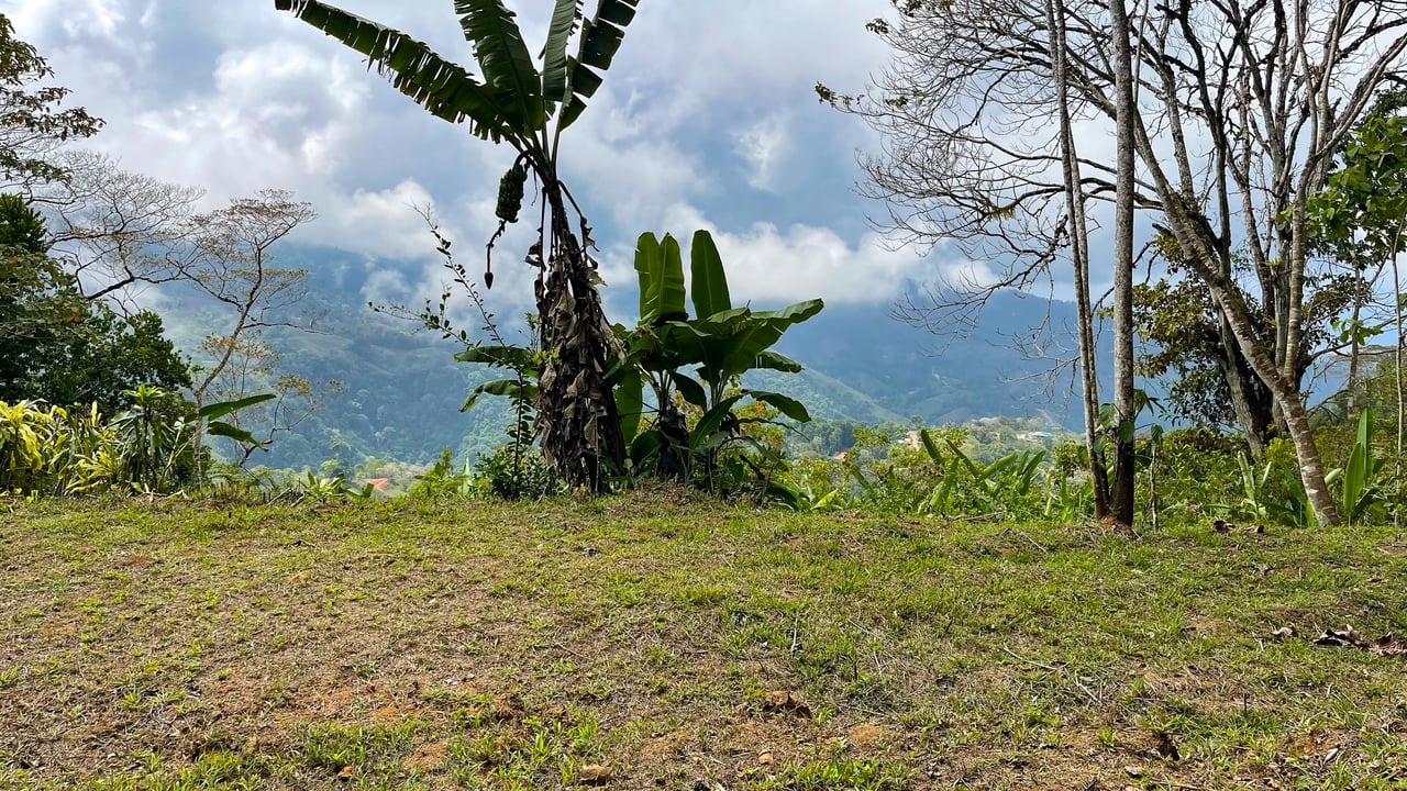 Incredible Mountain and Whale Tail View Home Site Above Uvita