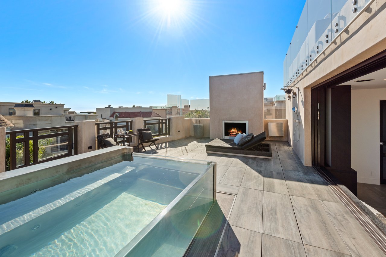 145 Channel Pointe Mall