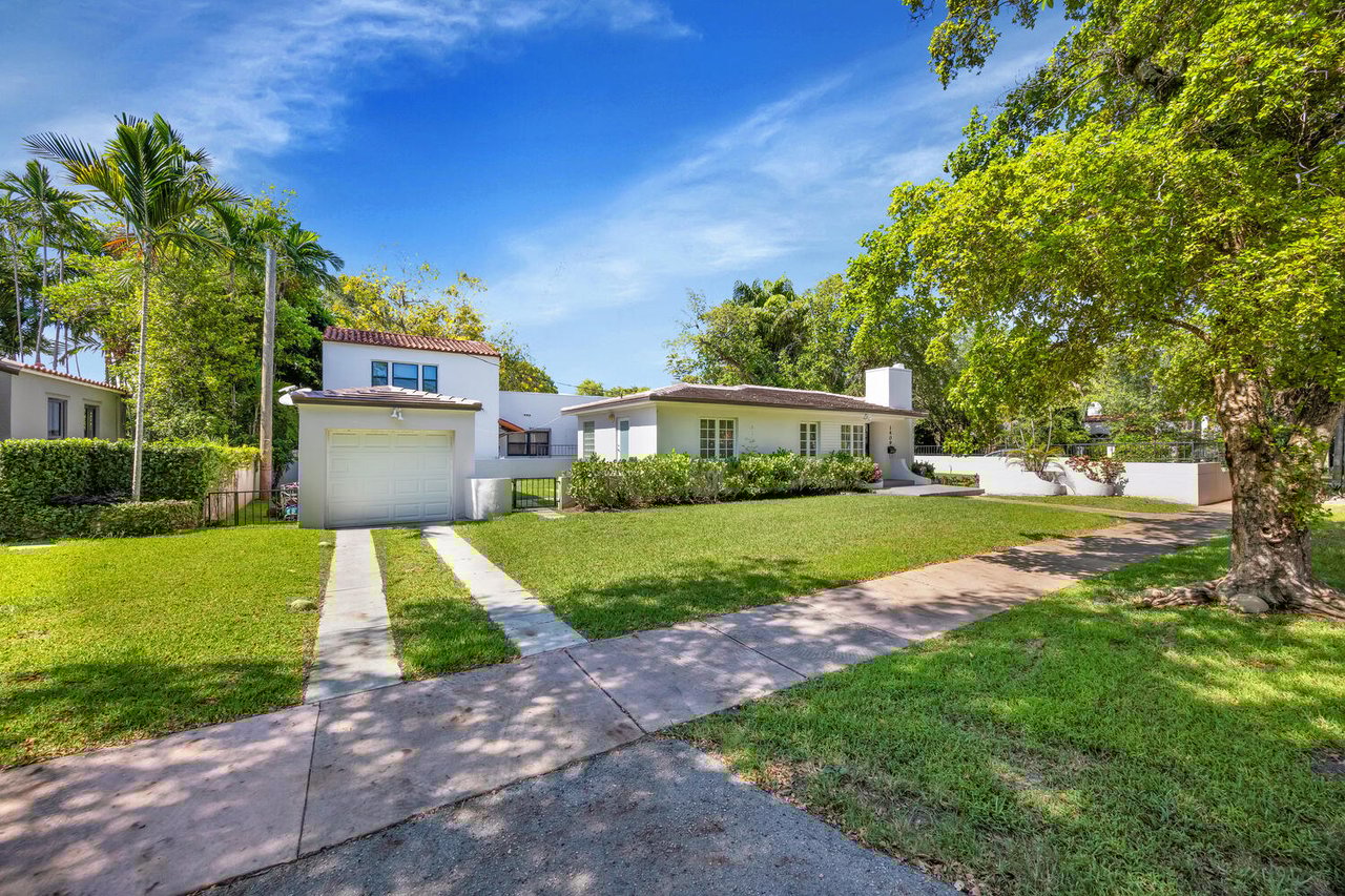 Art Deco Gem in Coral Gables
