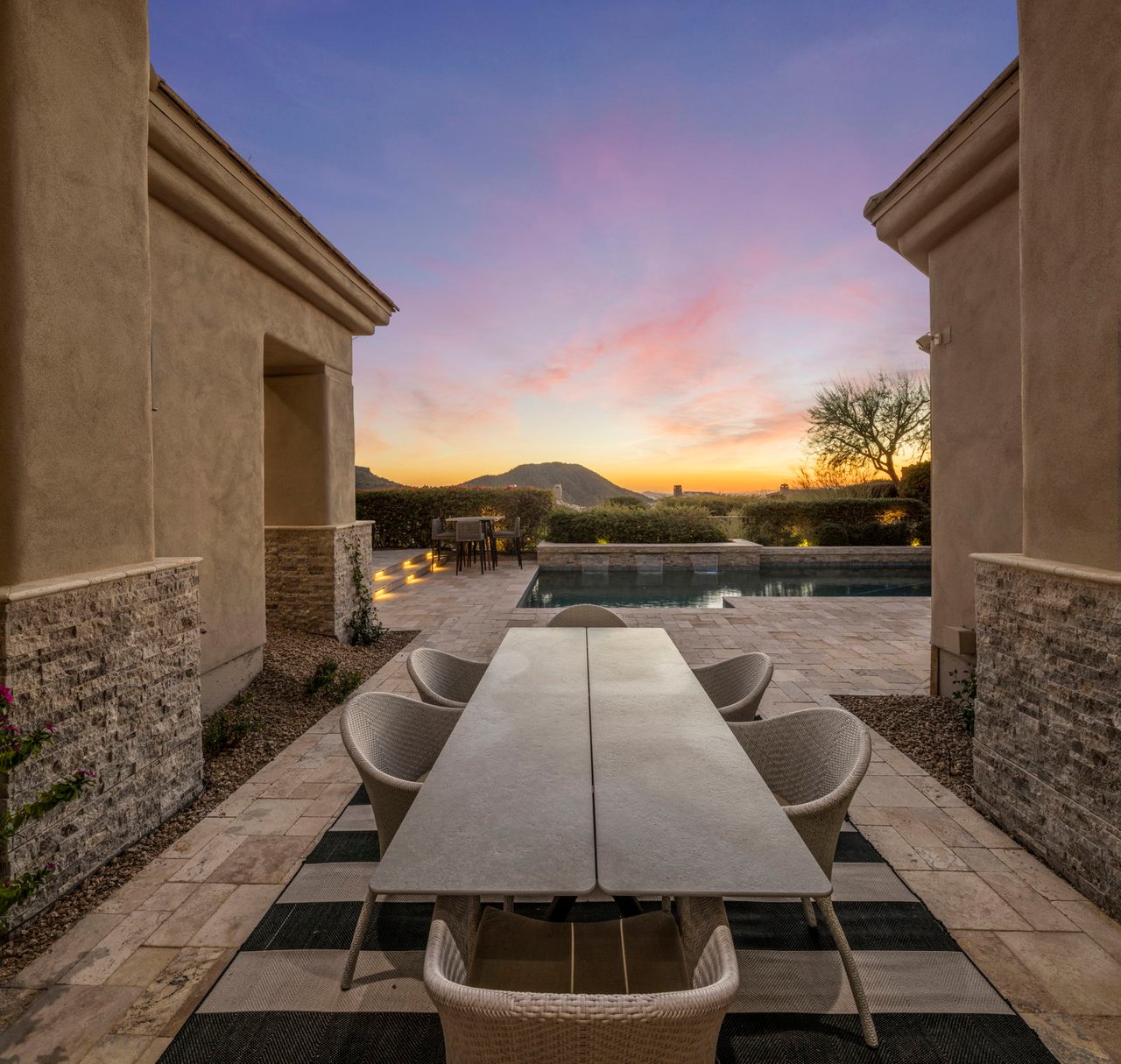 11129 E JUAN TABO Road