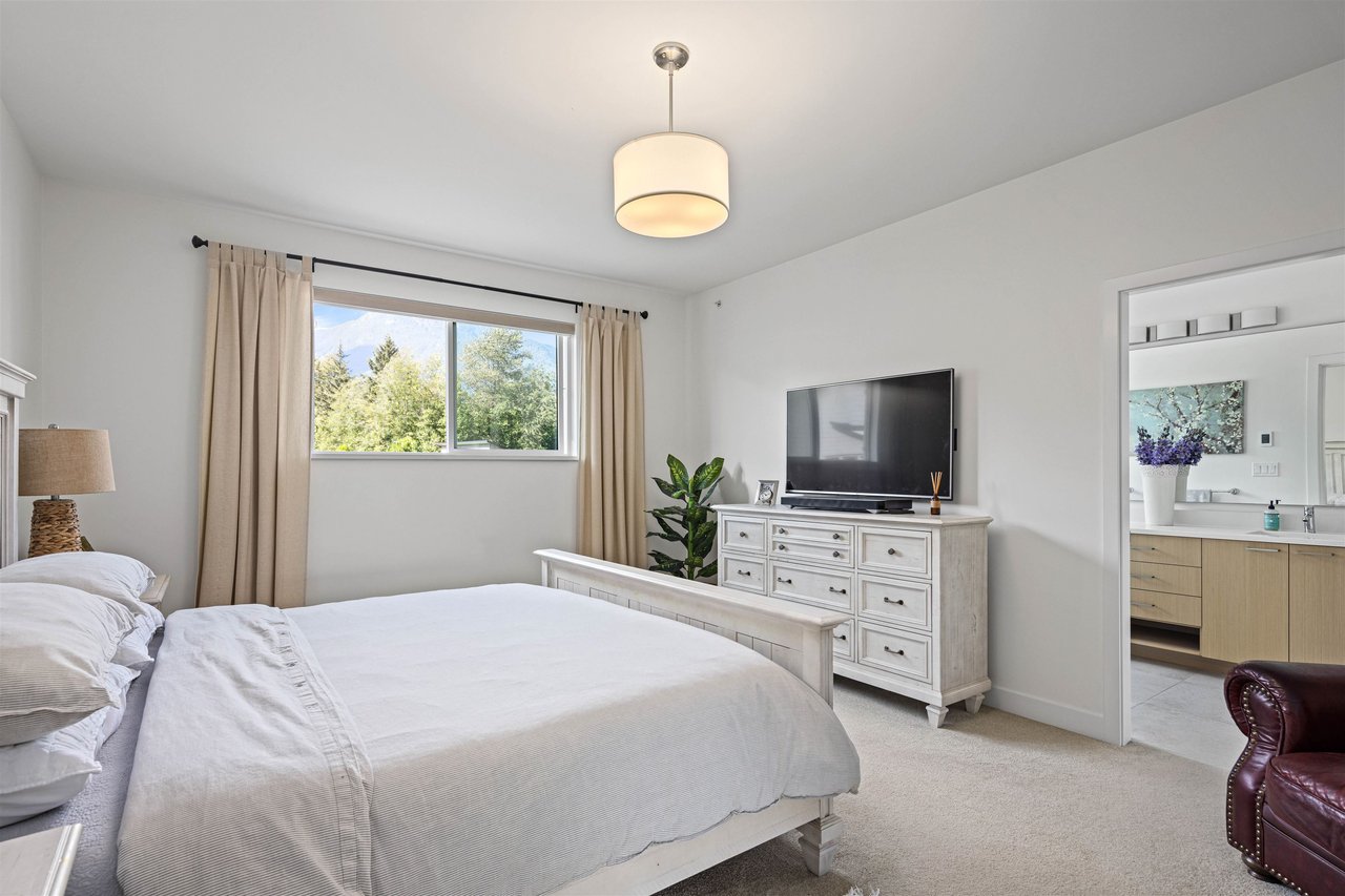 39303 Mockingbird Cres