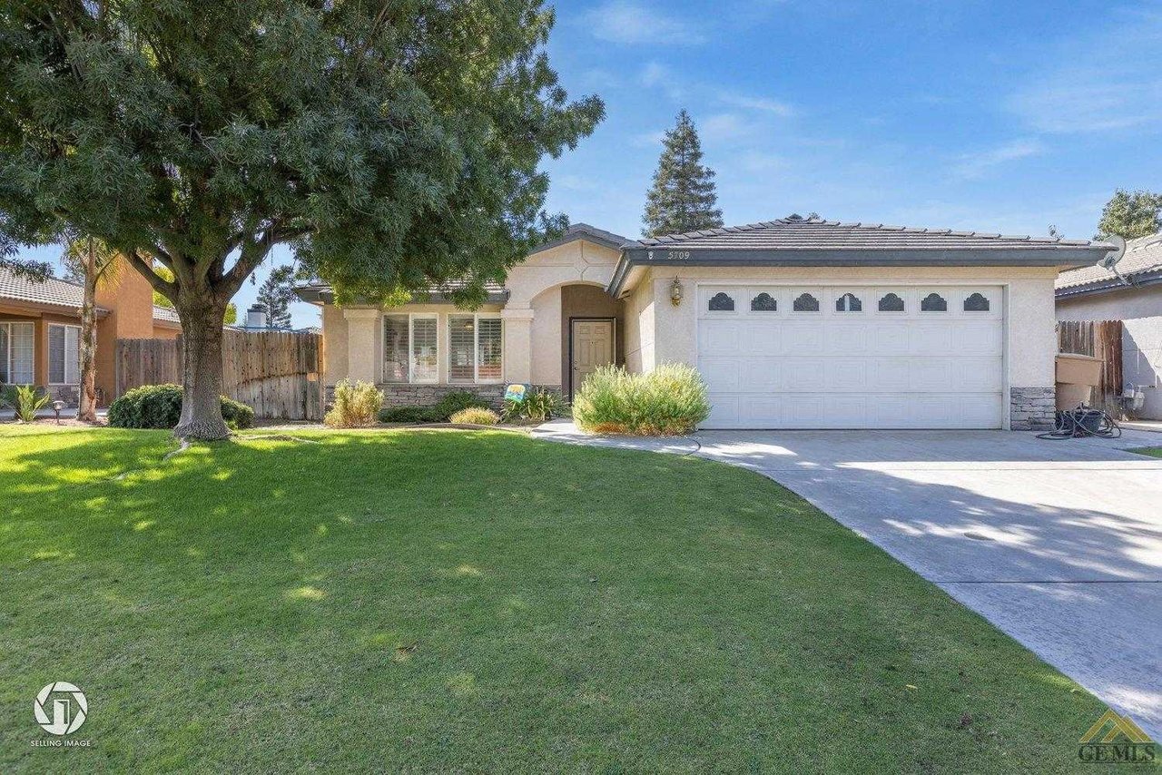 5709 Twin Lakes Drive