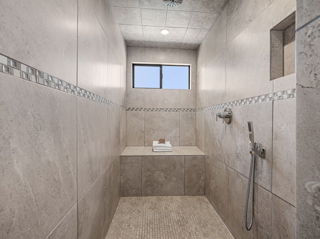 Gated Retreat in Los Ranchitos