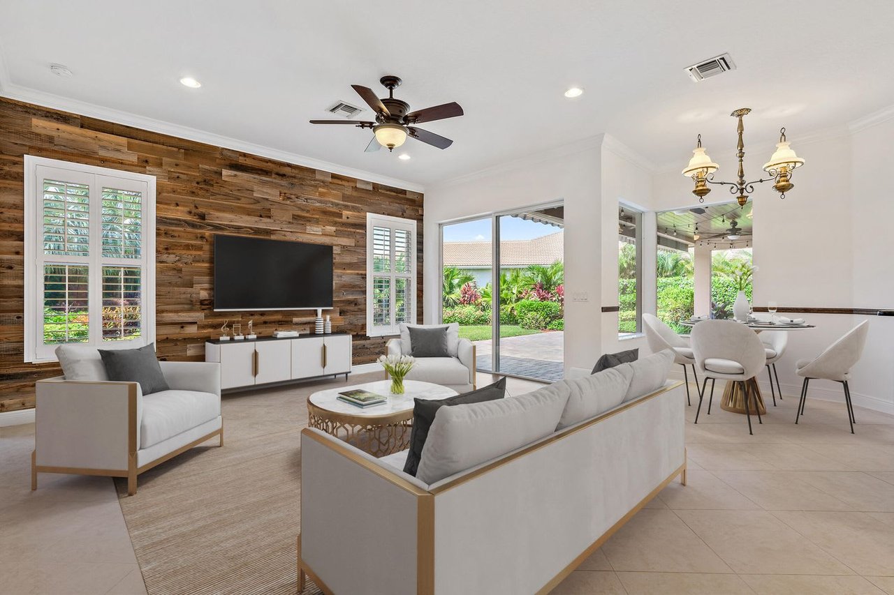 104 Manor Cir