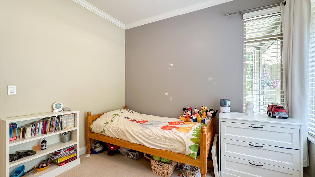 158 Stonegate Dr