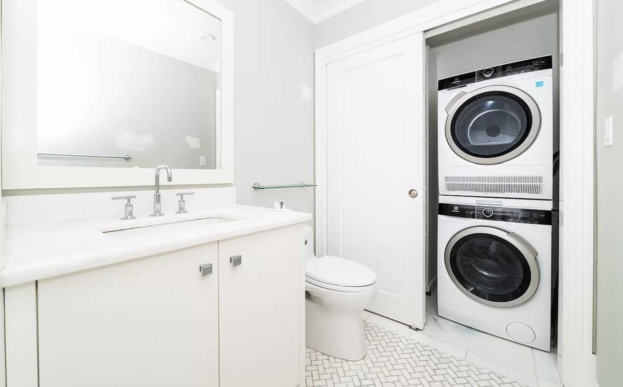 227 East 67th Street, Apt 4