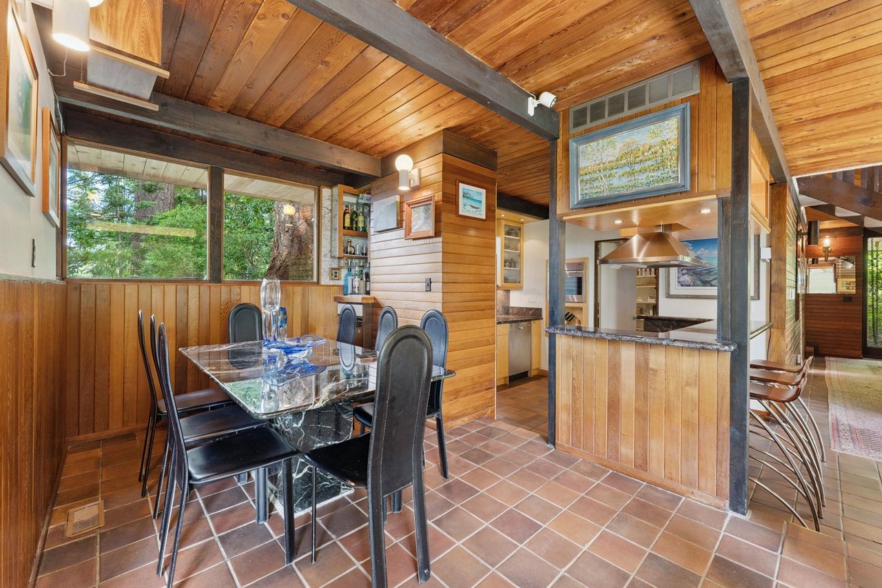 155 Highview Pl