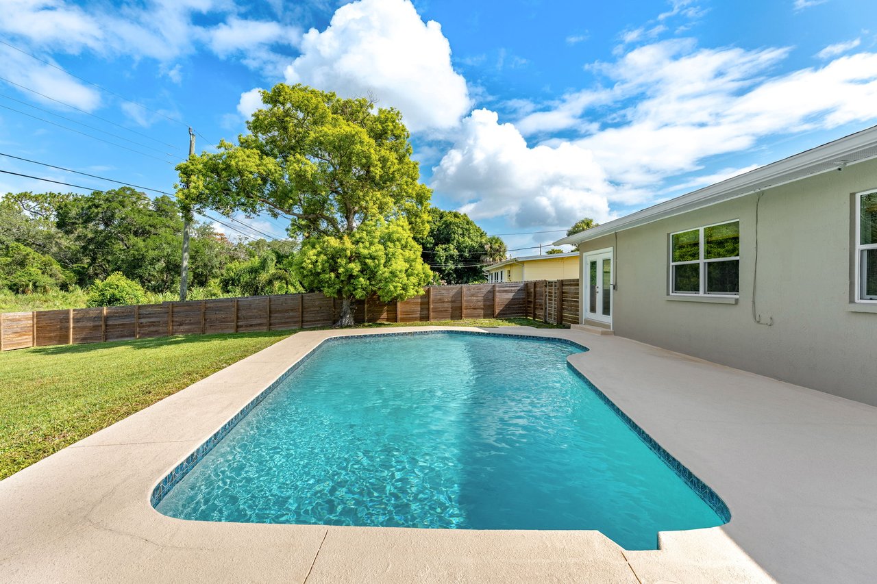 328 Magnolia Avenue