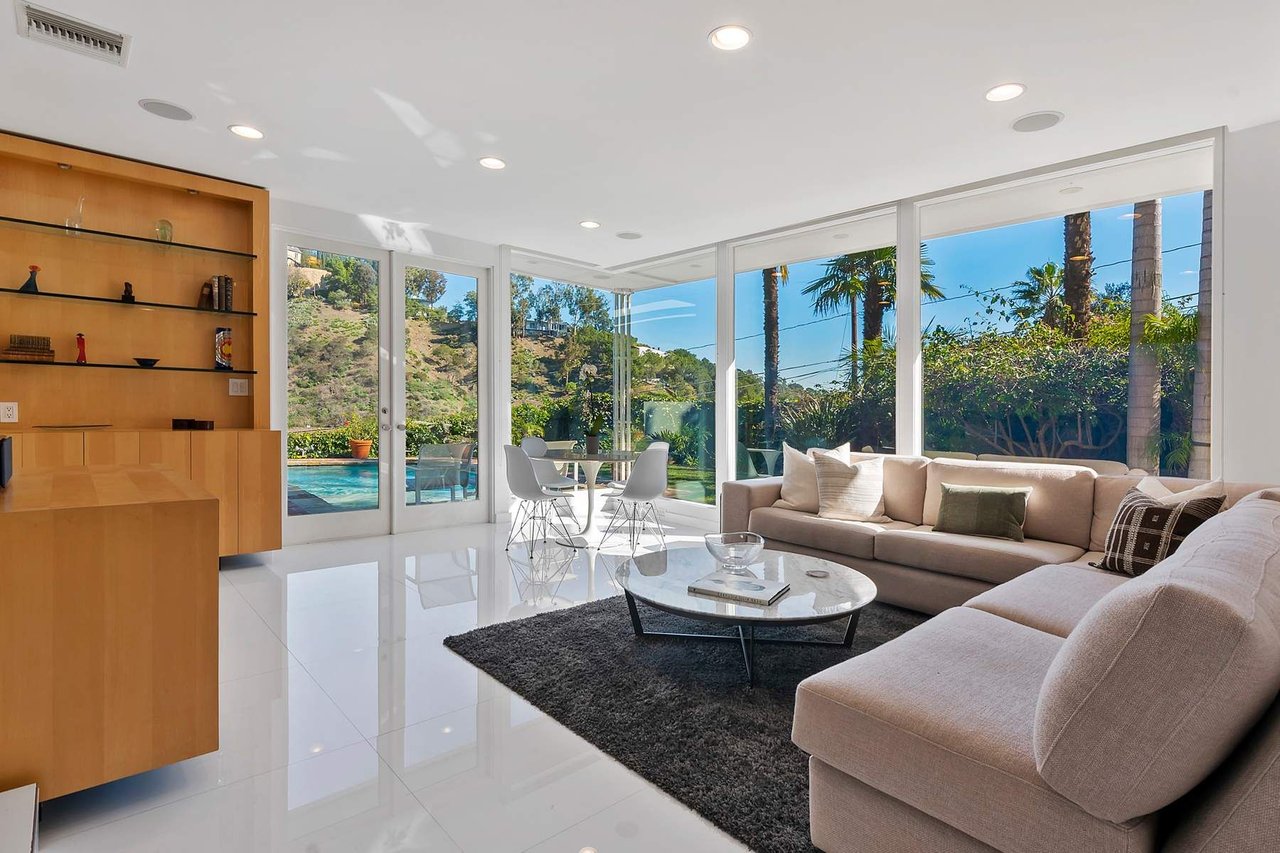 10212 Cielo Dr