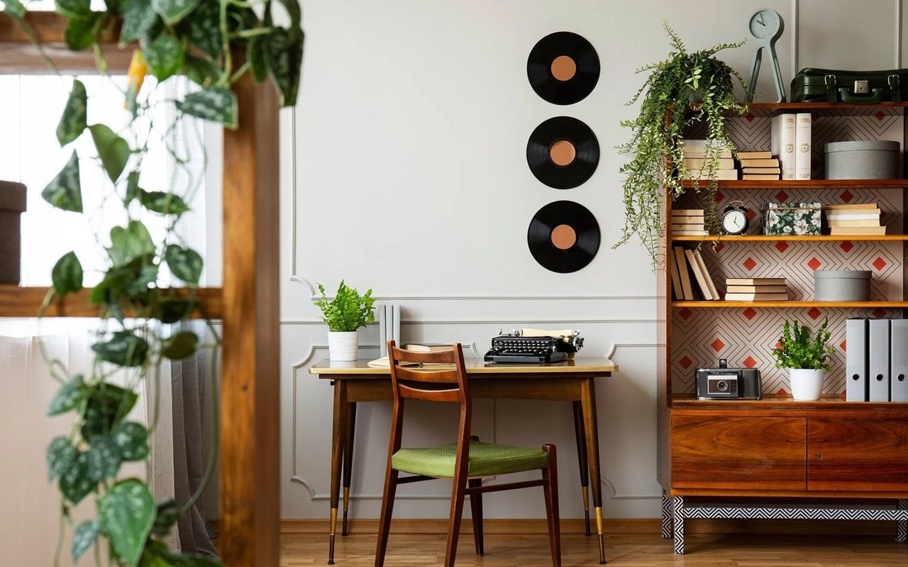 Video Conference Backgrounds You Can Use on Your Next Virtual Meeting
