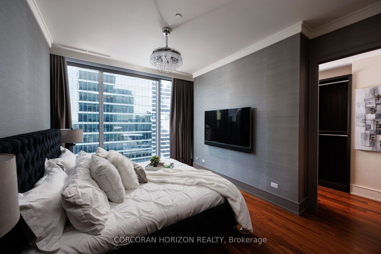 LUXURY AT THE RITZ RESIDENCES