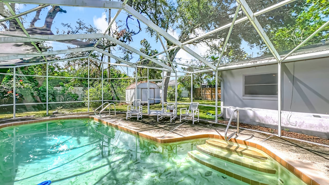 Potential in Maitland's English Estates