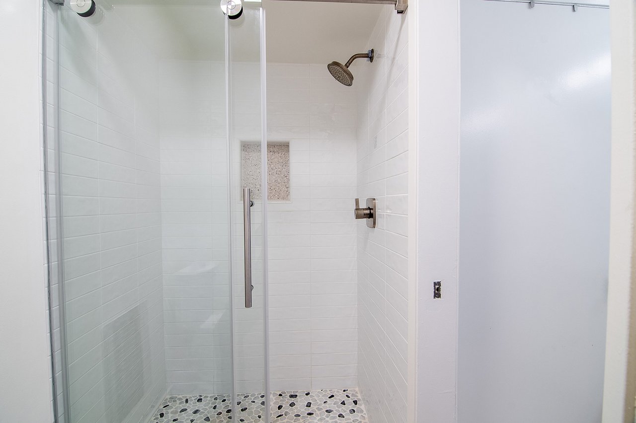 8701 Delgany Ave, #208