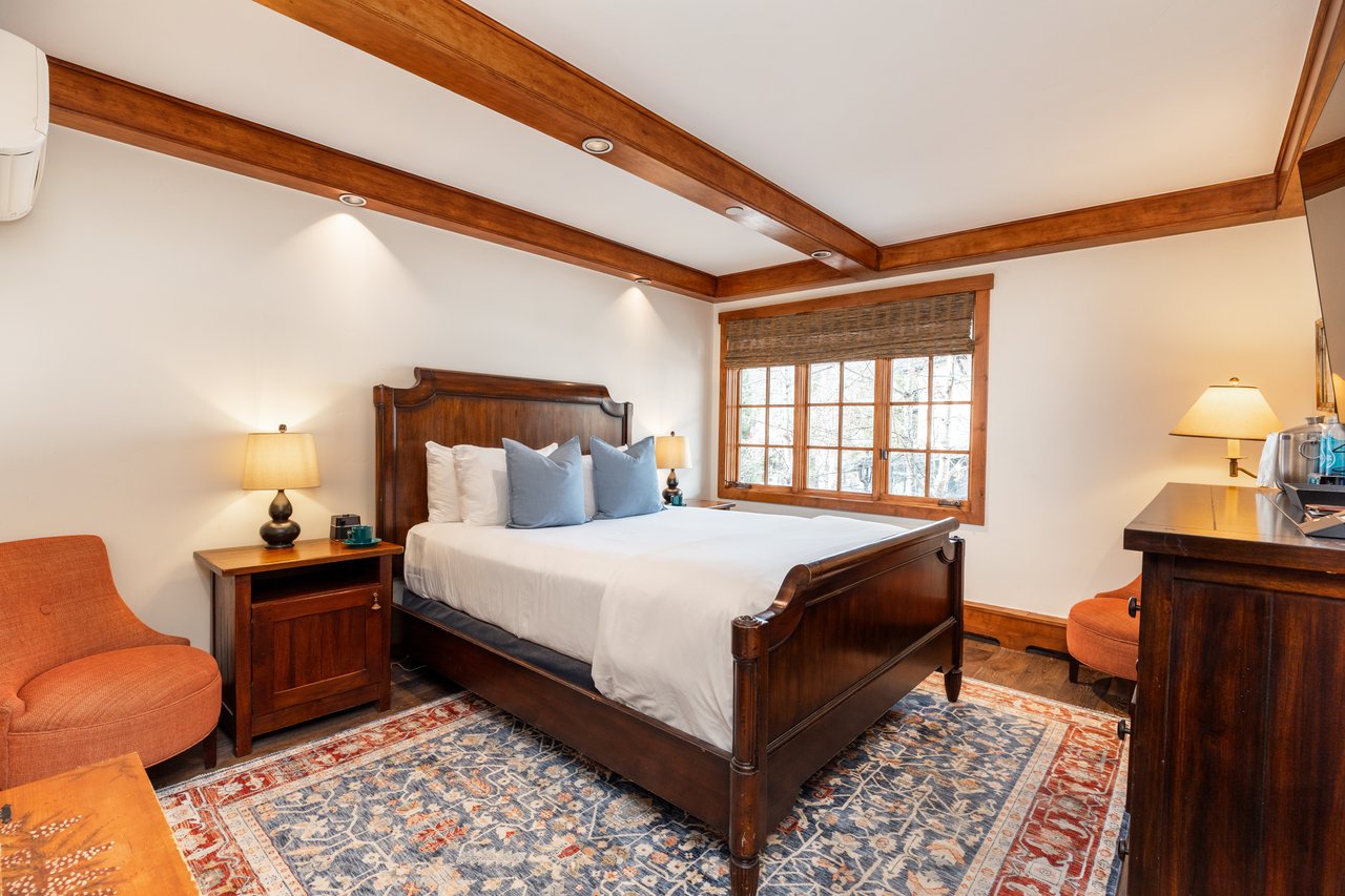 Lodge at Vail Condominium #246