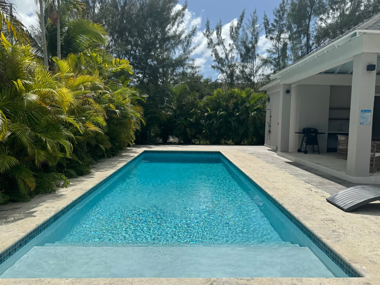 Coconut Cove 305 