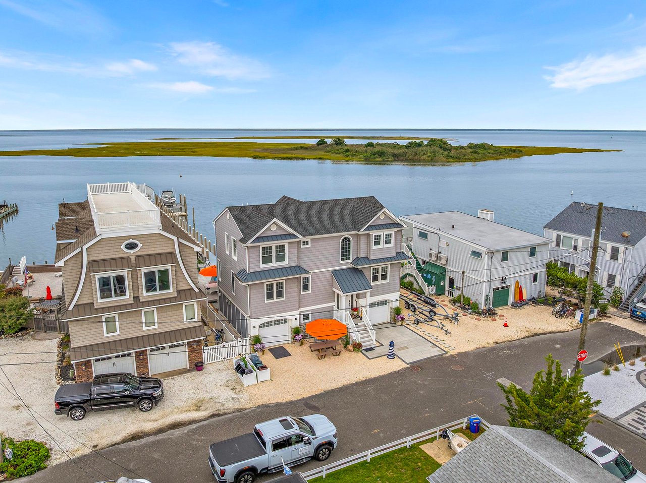 2108 Waverly Place