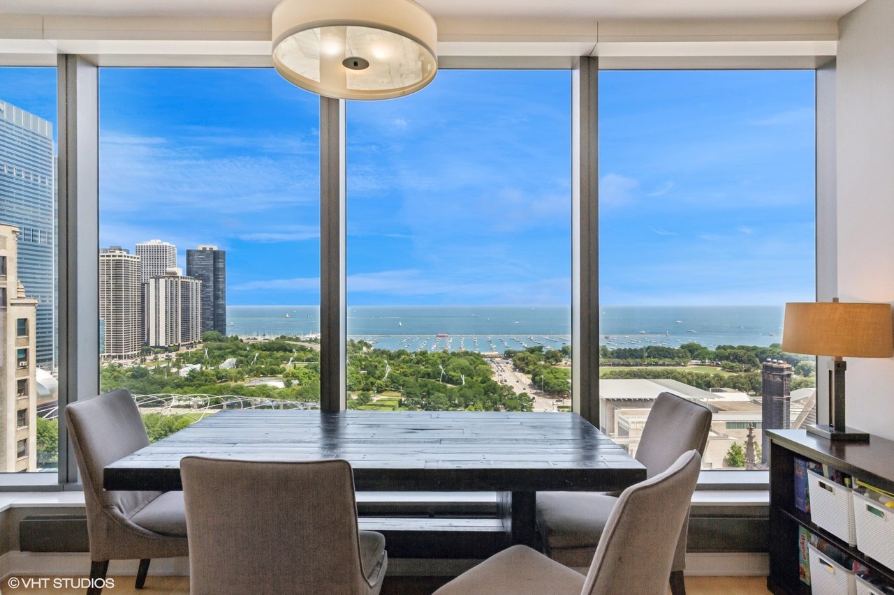 60 E Monroe St Unit 2101