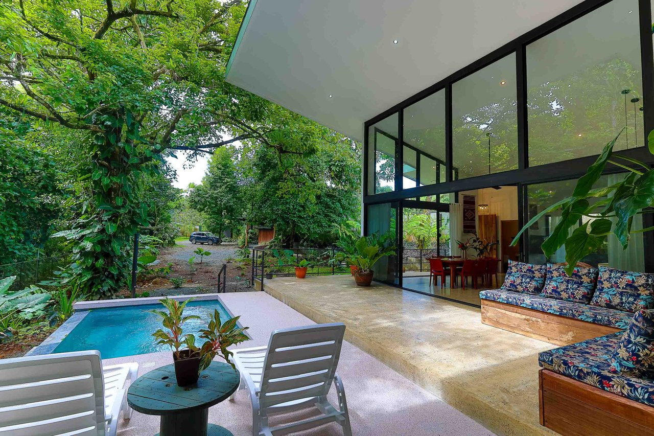 Furnished and Turnkey Home Rainforest Villa with Pool and Creek