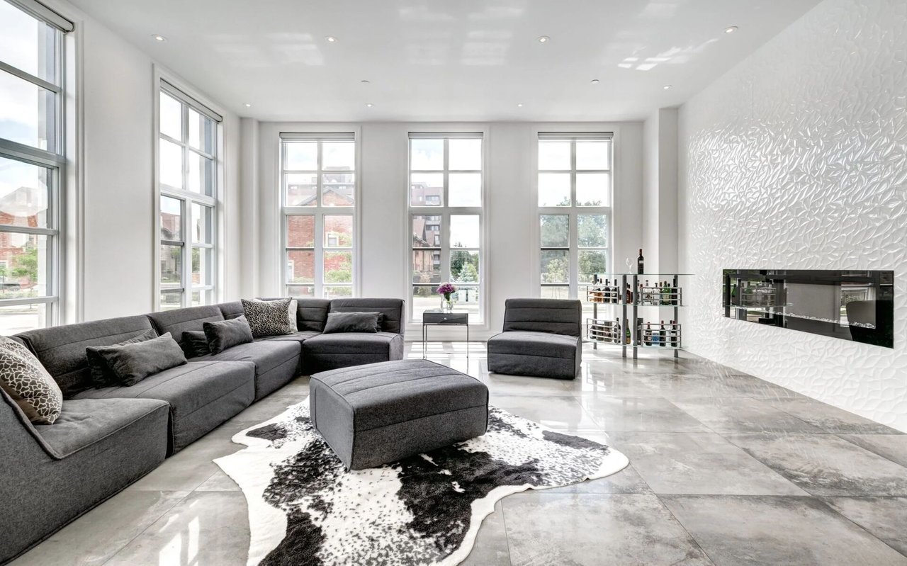 Holiday Decorating Tips: Which Rooms to Paint and What Colors to Choose