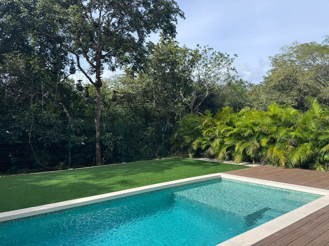 Turnkey Tropical-Modern 4BR Villa with Private Pool in Prestigious Hacienda Pinilla