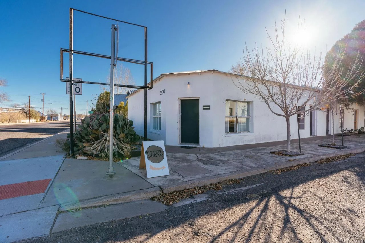 200 E San Antonio St
