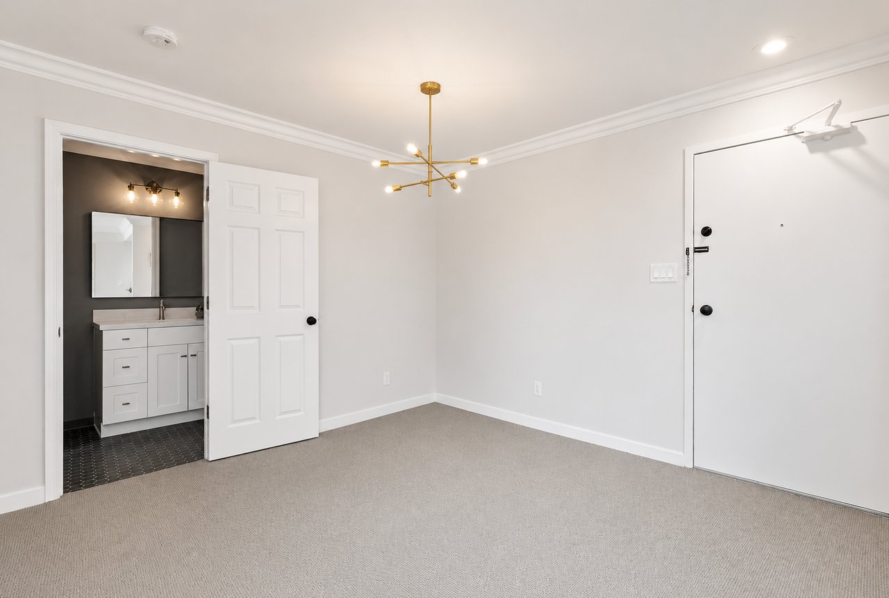 5320 Diamond Heights Blvd. #207