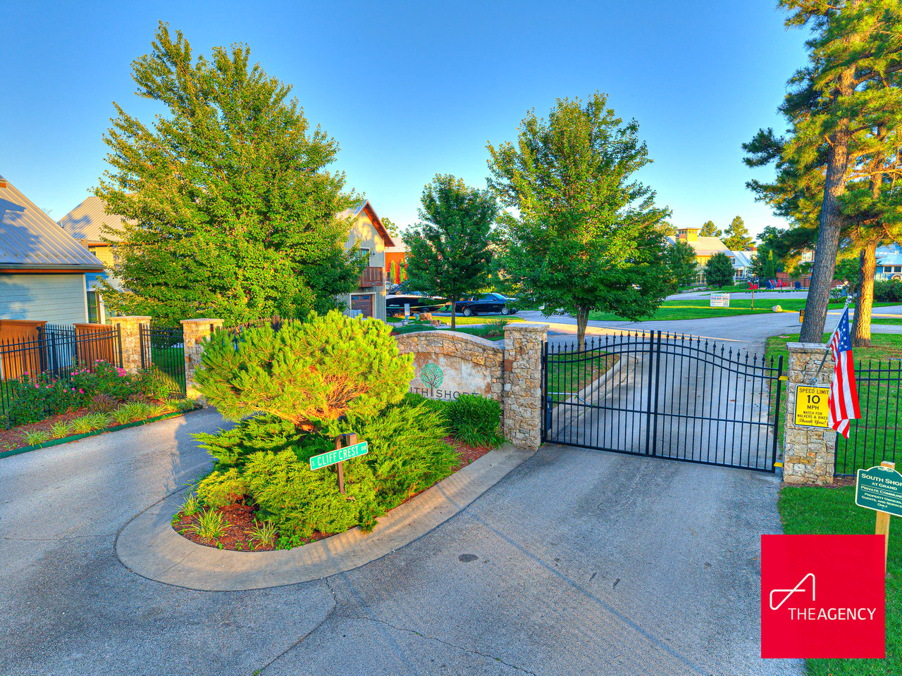 Listing of the Week  Luxury Lake Living at Grand Lake – 37271 S Cliff Crest Drive | Langley, Oklahoma - Wyatt Poindexter - The Agency 