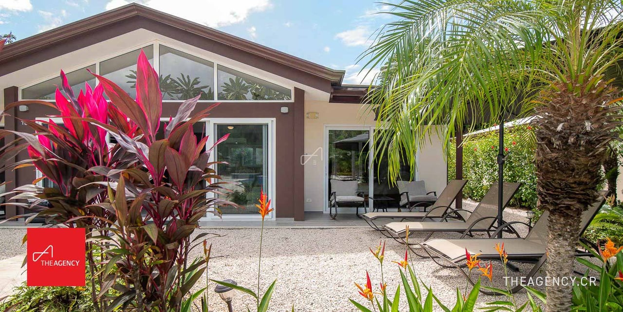 The Point 18 | Contemporary 4BR Villa Steps from the Beach in Gated Playa Avellanas Community