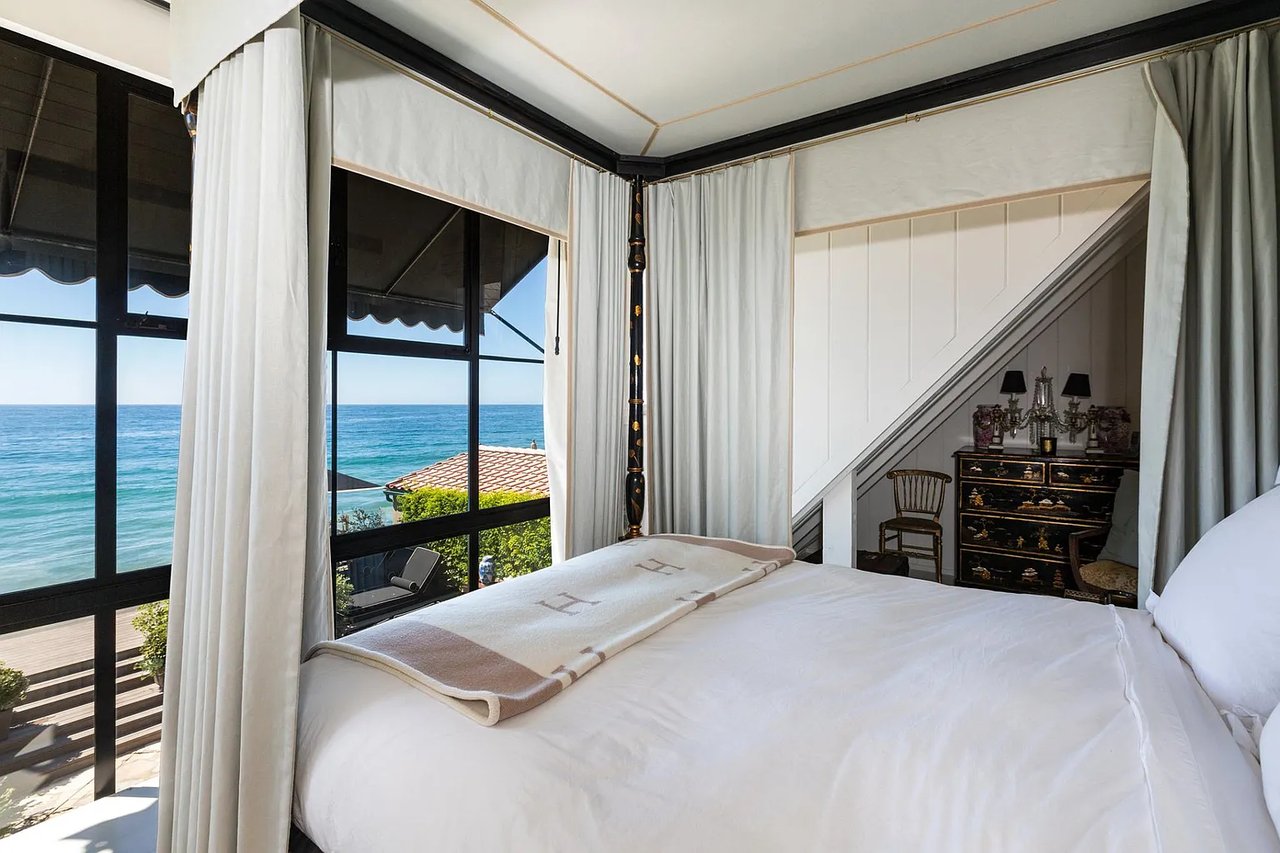 23618 Malibu Colony Rd