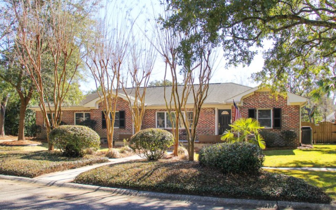 A Featured Listing – 11 Morton Avenue