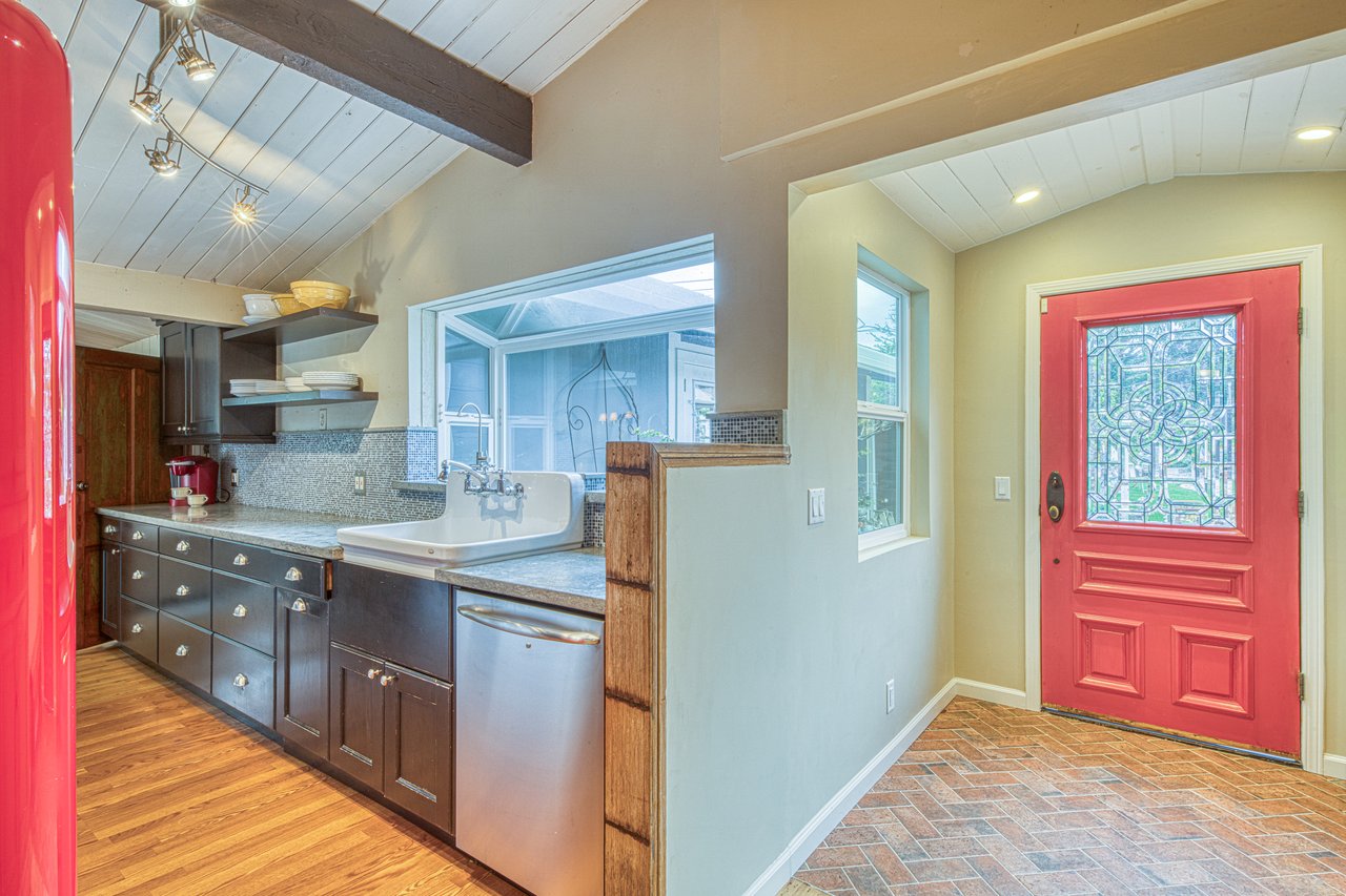 26085 Carmel Hills DR , CARMEL, CA 93923