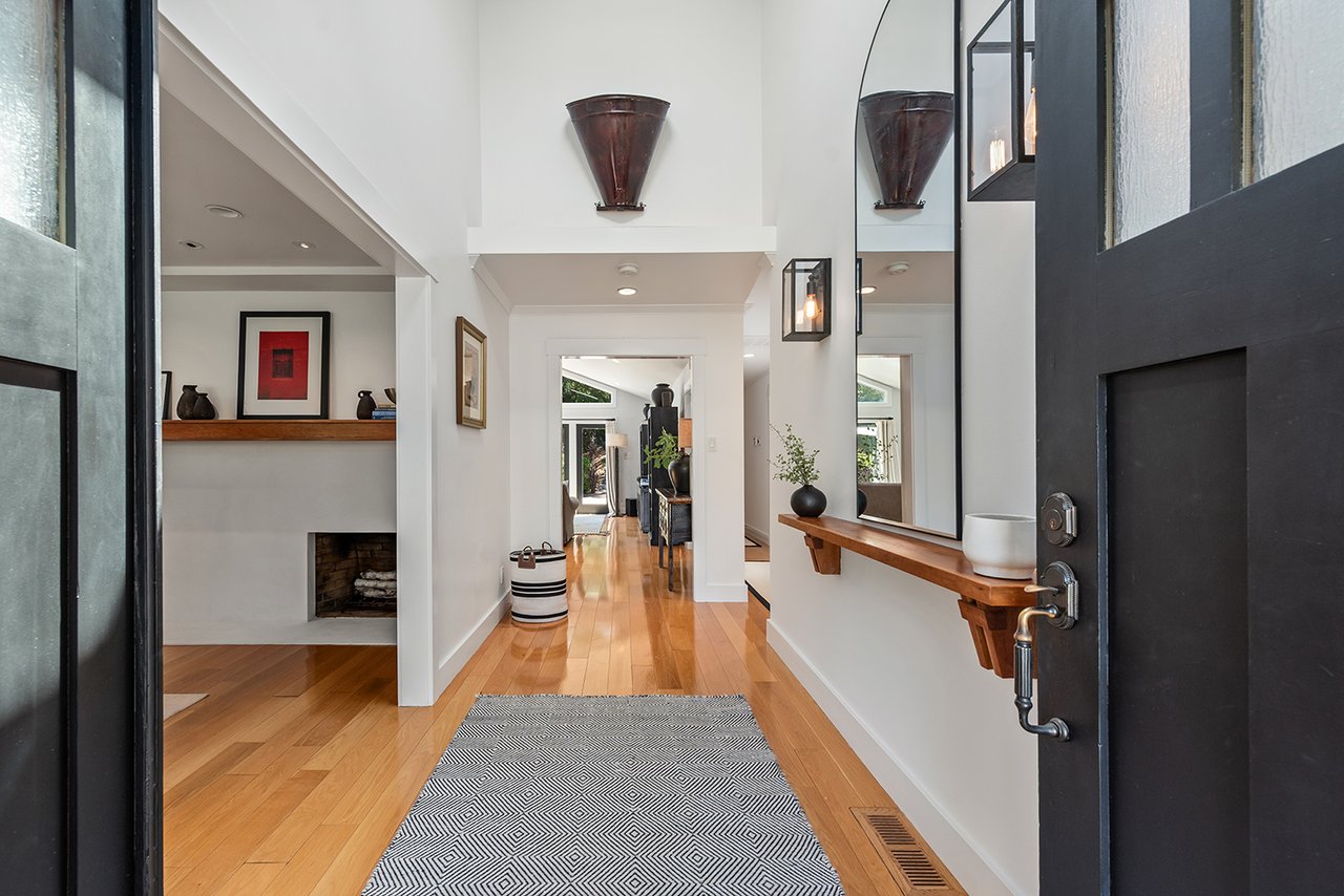 17 Nassau Ct