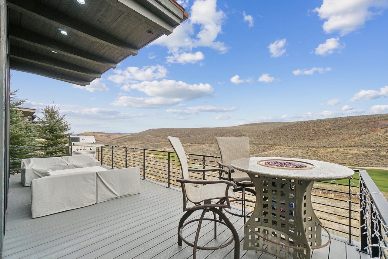6768 Golden Bear Loop
