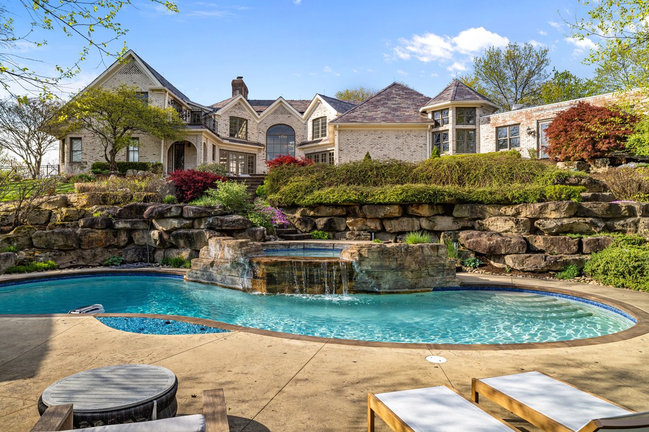 Sewickley Hills Luxury Estate on 10 Acres