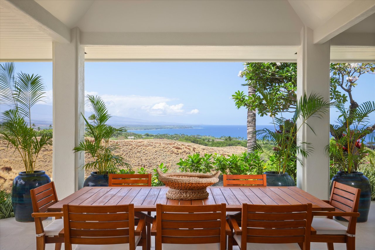 EXCEPTIONAL 5,456 SQ FT RESIDENCE - MAUNA KEA RESORT - $9,750,000 - RENOWNED KOHALA COAST BIG ISLAND