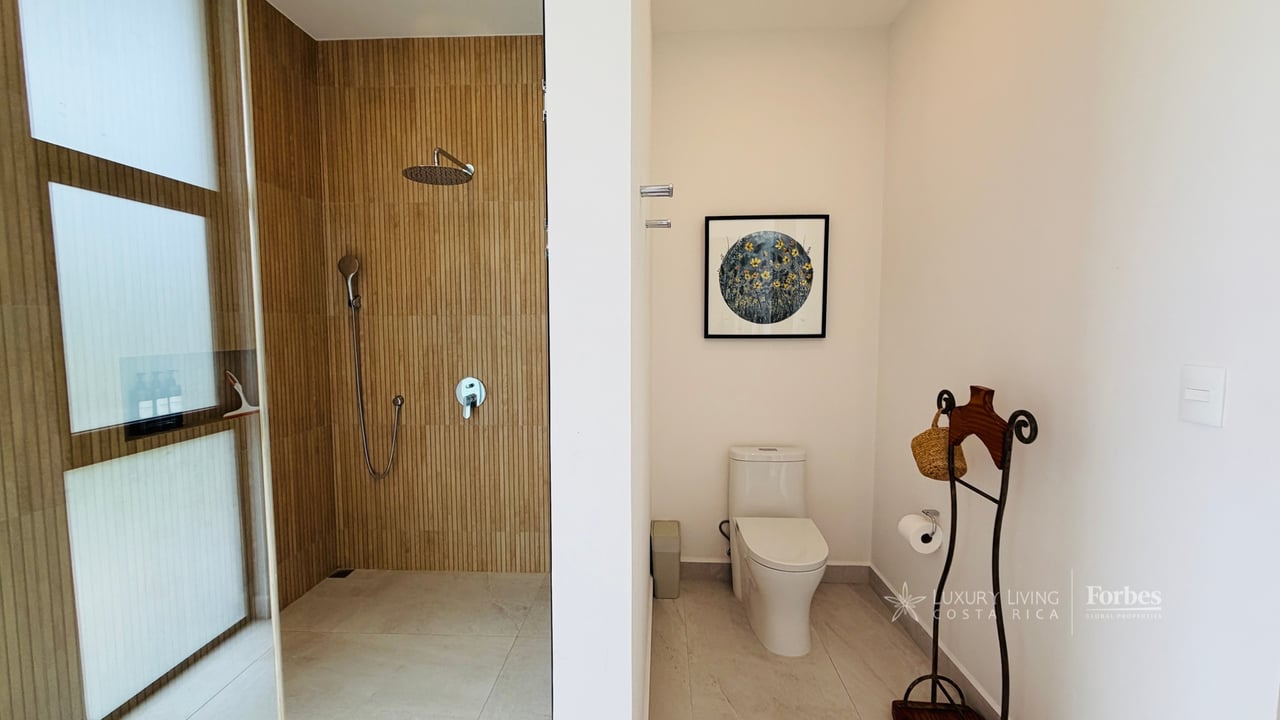 21479 - Luxury villa, 4 bedrooms, pool and excellent ROI for investors
