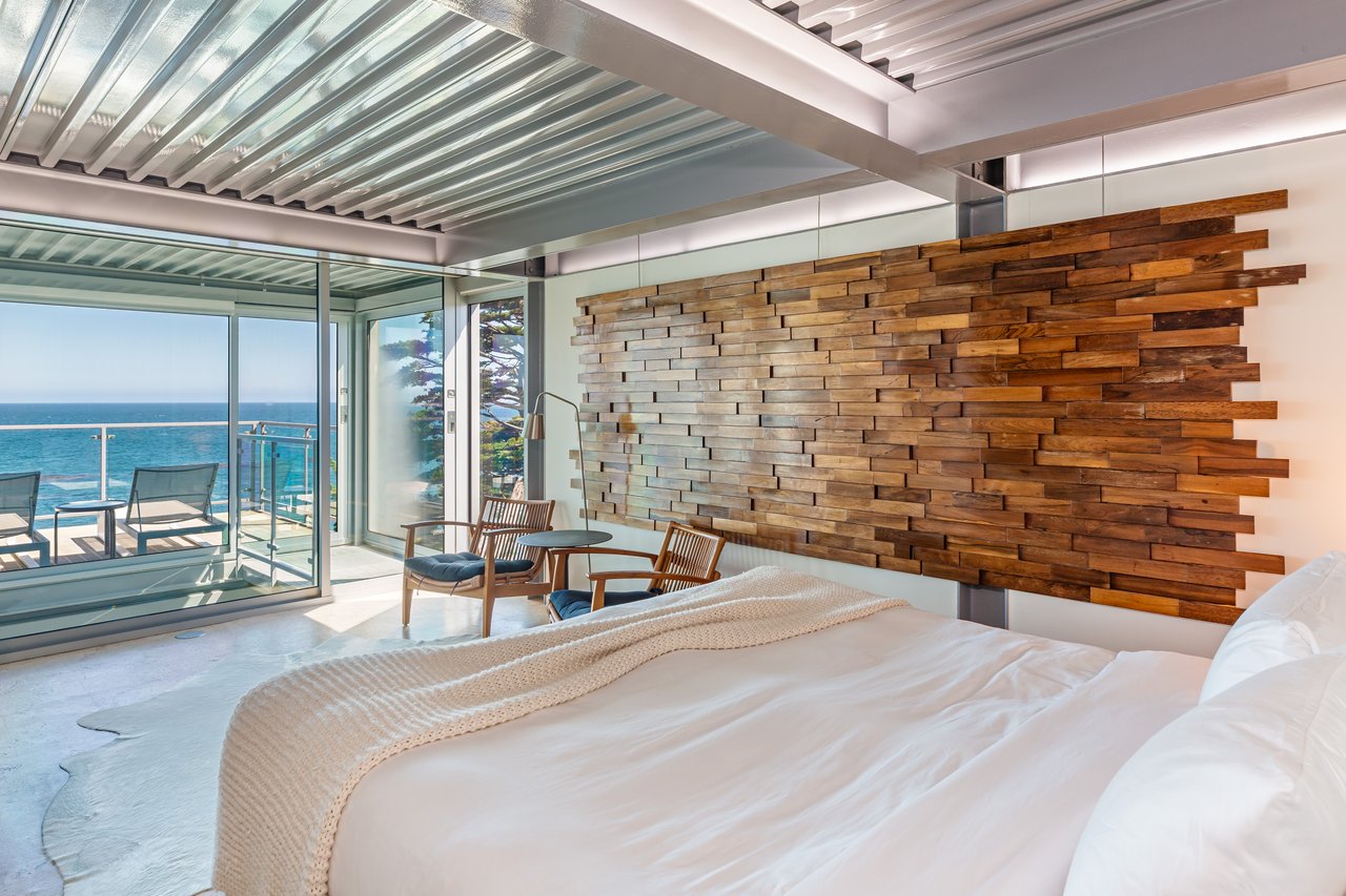 6525 Point Lechuza Dr