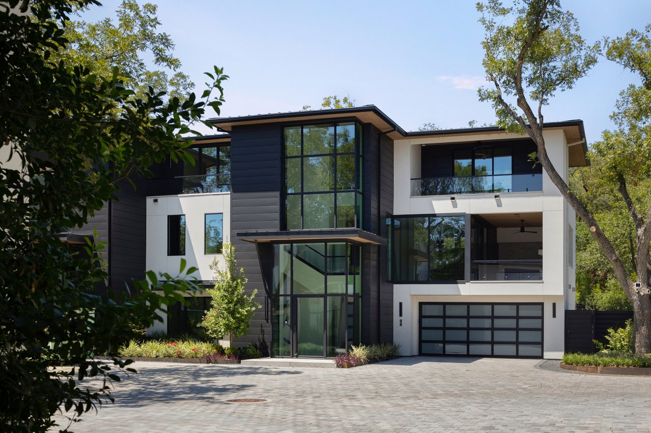 2503 Westlake Dr #301