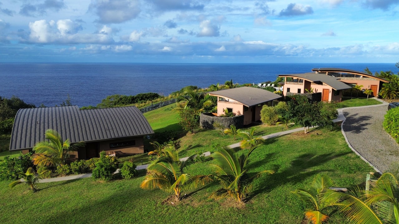 Sustainable Luxury in Hawaii: The Emergence of Environmentalism & Elegant Design Amid Abundant Landscapes