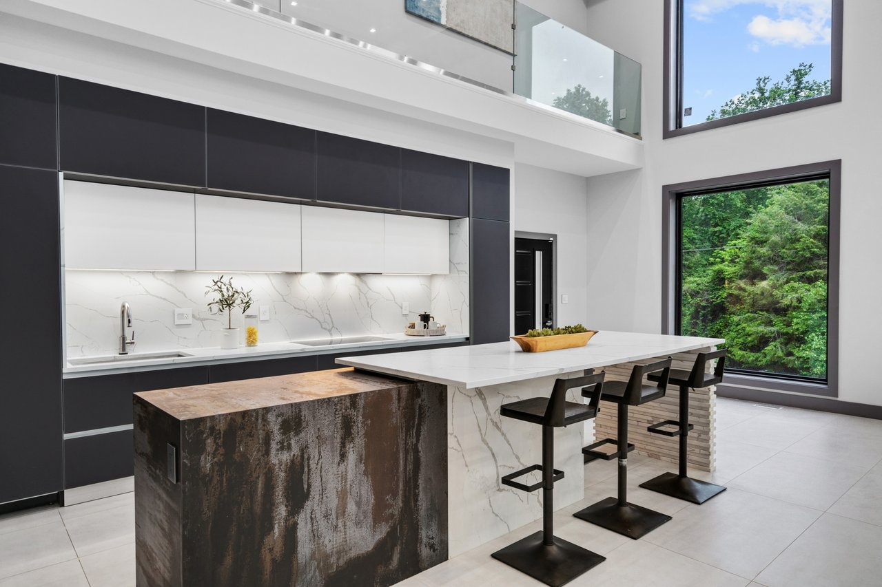 9100 Mill Pond Valley Dr