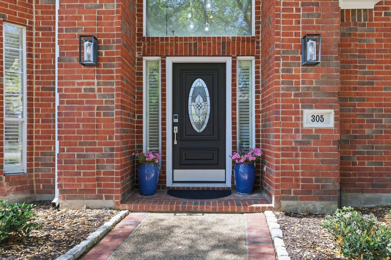 305 Brushy Creek Trail