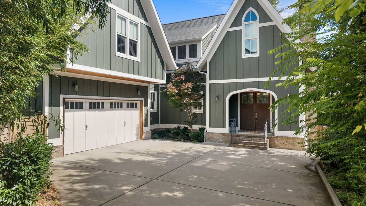 1422 Clifton Ln: Green Hills-Area Luxury Home for Sale